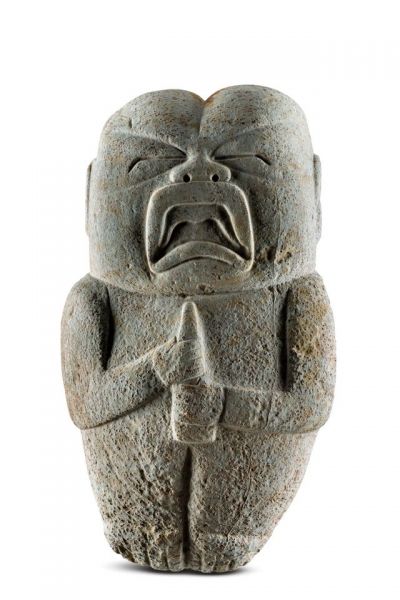 This 40cm-tall stone baby holding an ear of corn is thought to be connected to the Olmecs’ revered god of maize © Archivo Digital de las Colecciones del Museo Nacional de Antropología; INAH-CANON